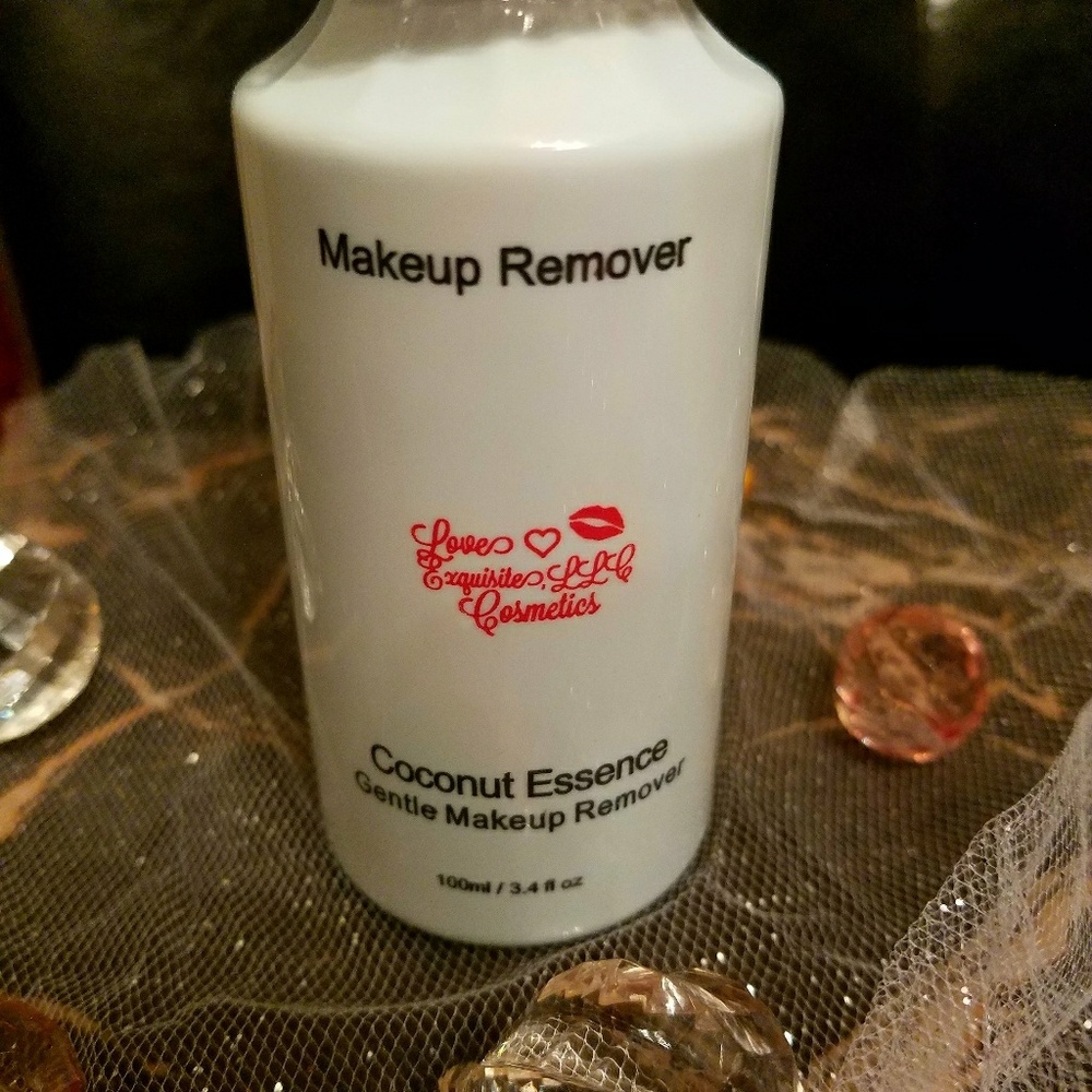 Out of stock coconut Essence Make up Remover